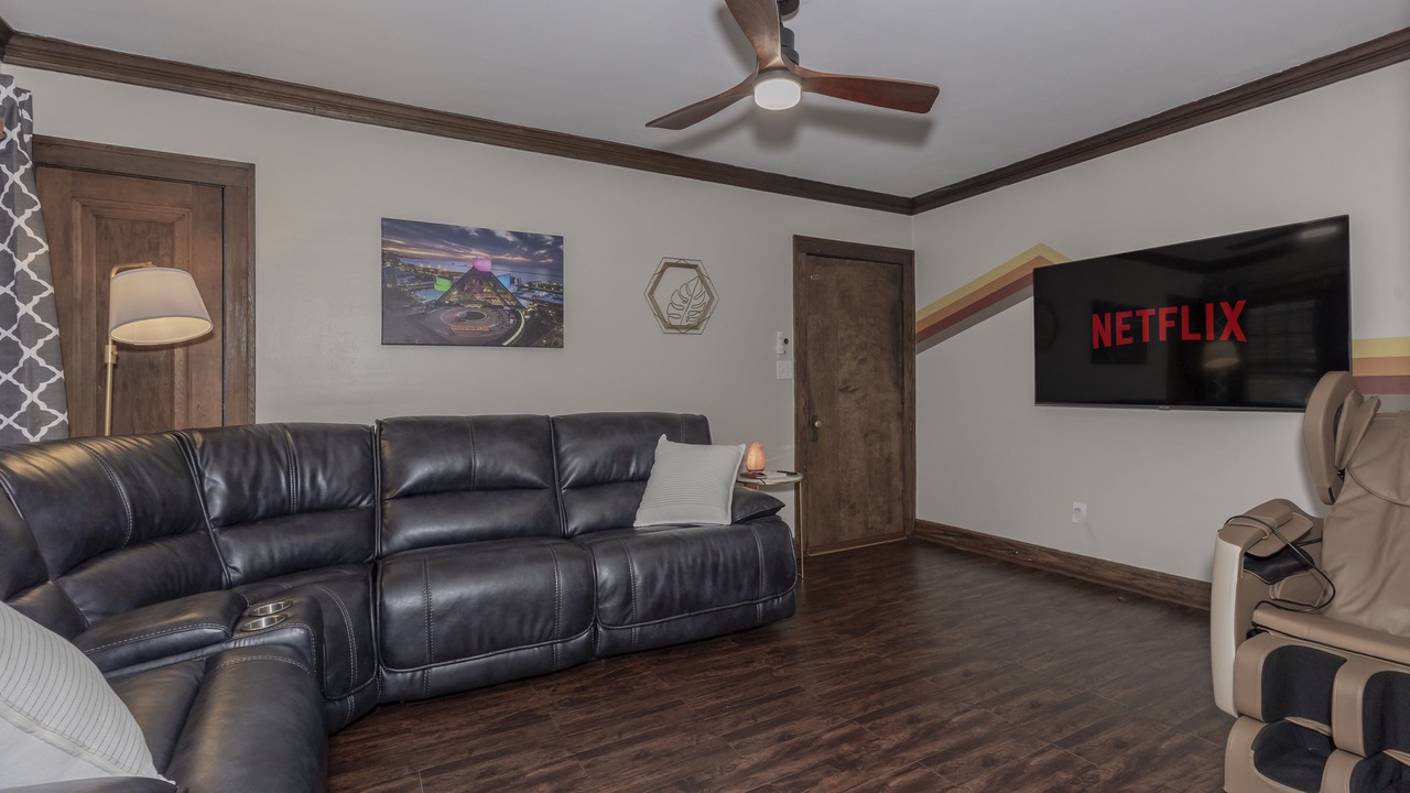Photo of Livingroom in Little Italy