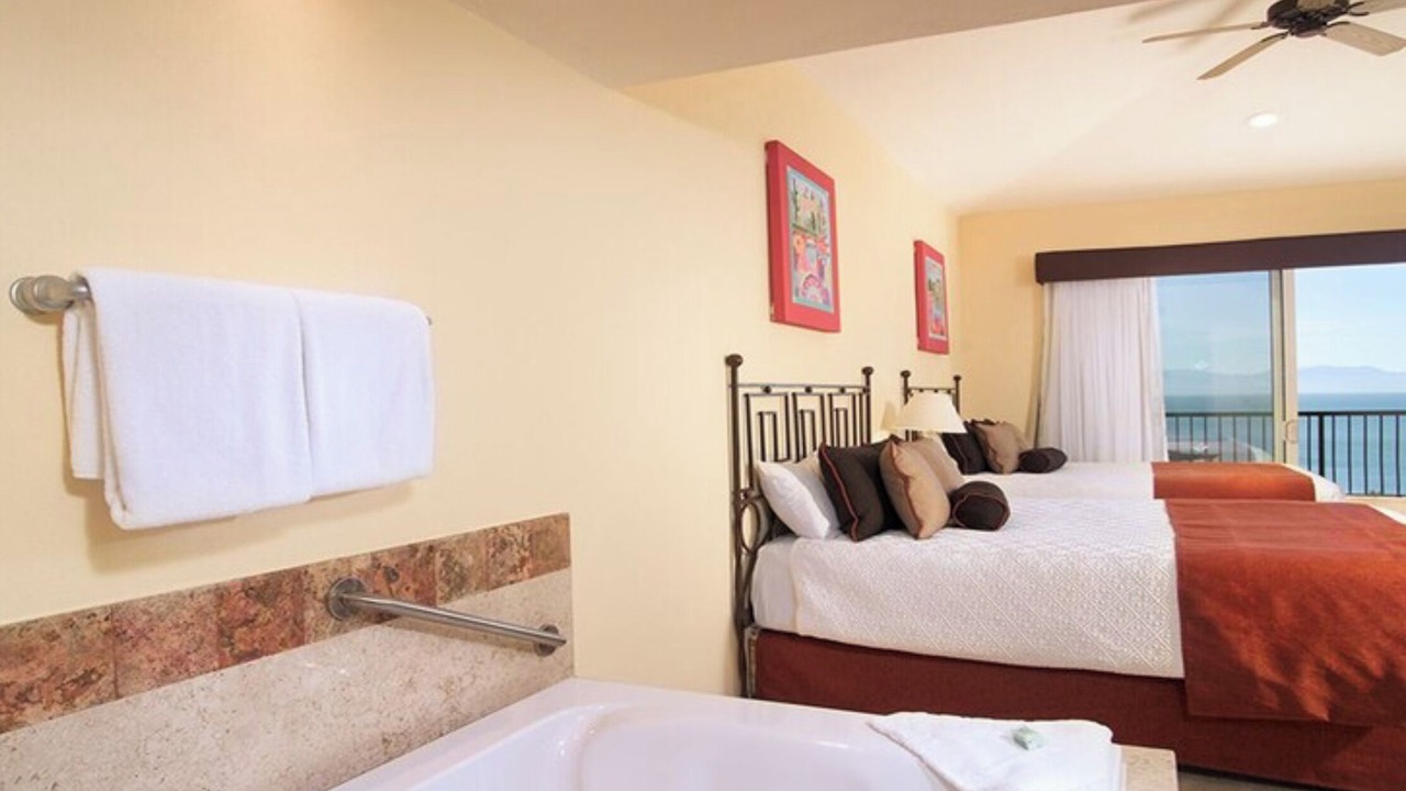 Photo of Bedroom in Flamingos