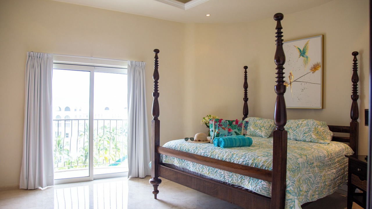 Photo of Bedroom in Flamingos