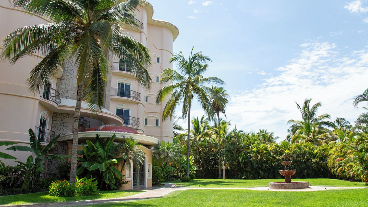 Photo of Outdoor in Flamingos
