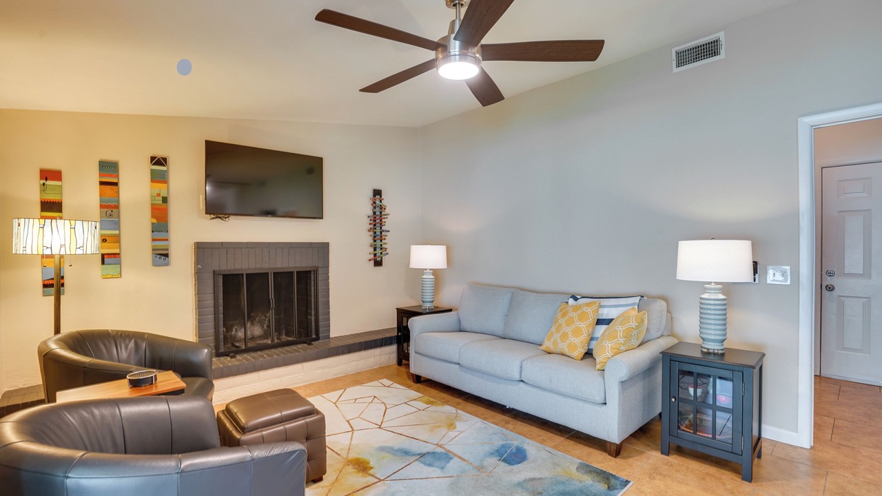 Photo of Livingroom in Casas Adobes