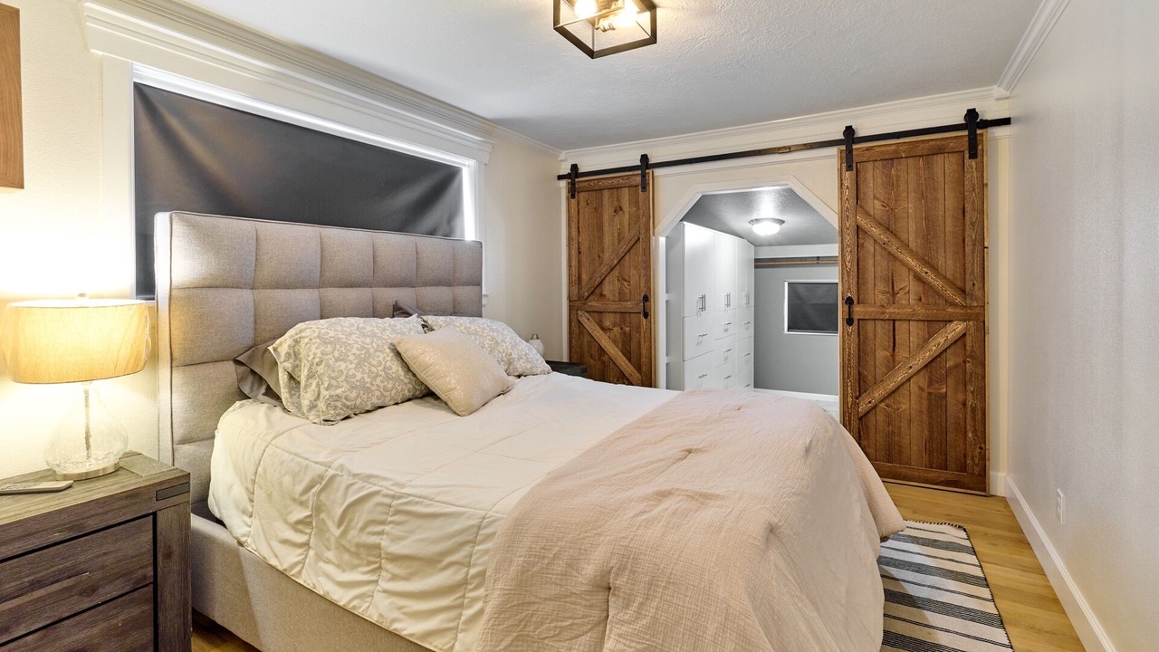 Photo of Bedroom in Woodburn