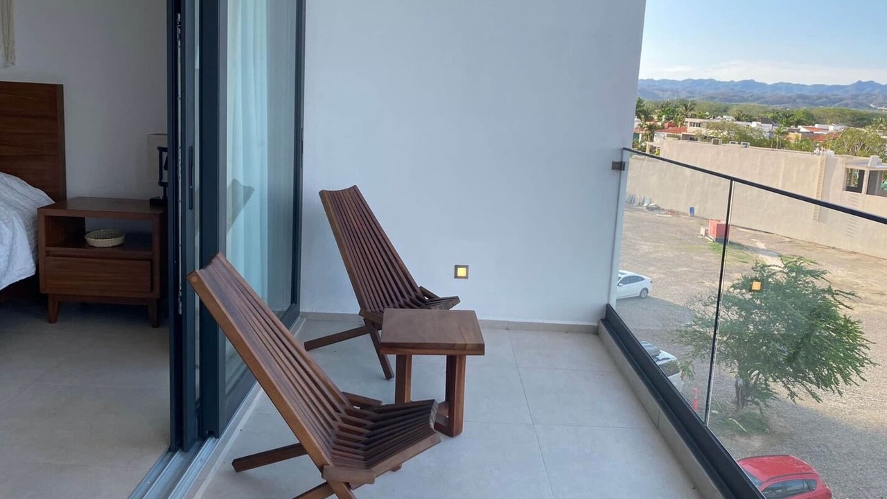 Photo of Patio Balcony in Flamingos