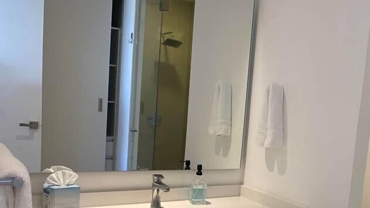 Photo of Bathroom in Flamingos
