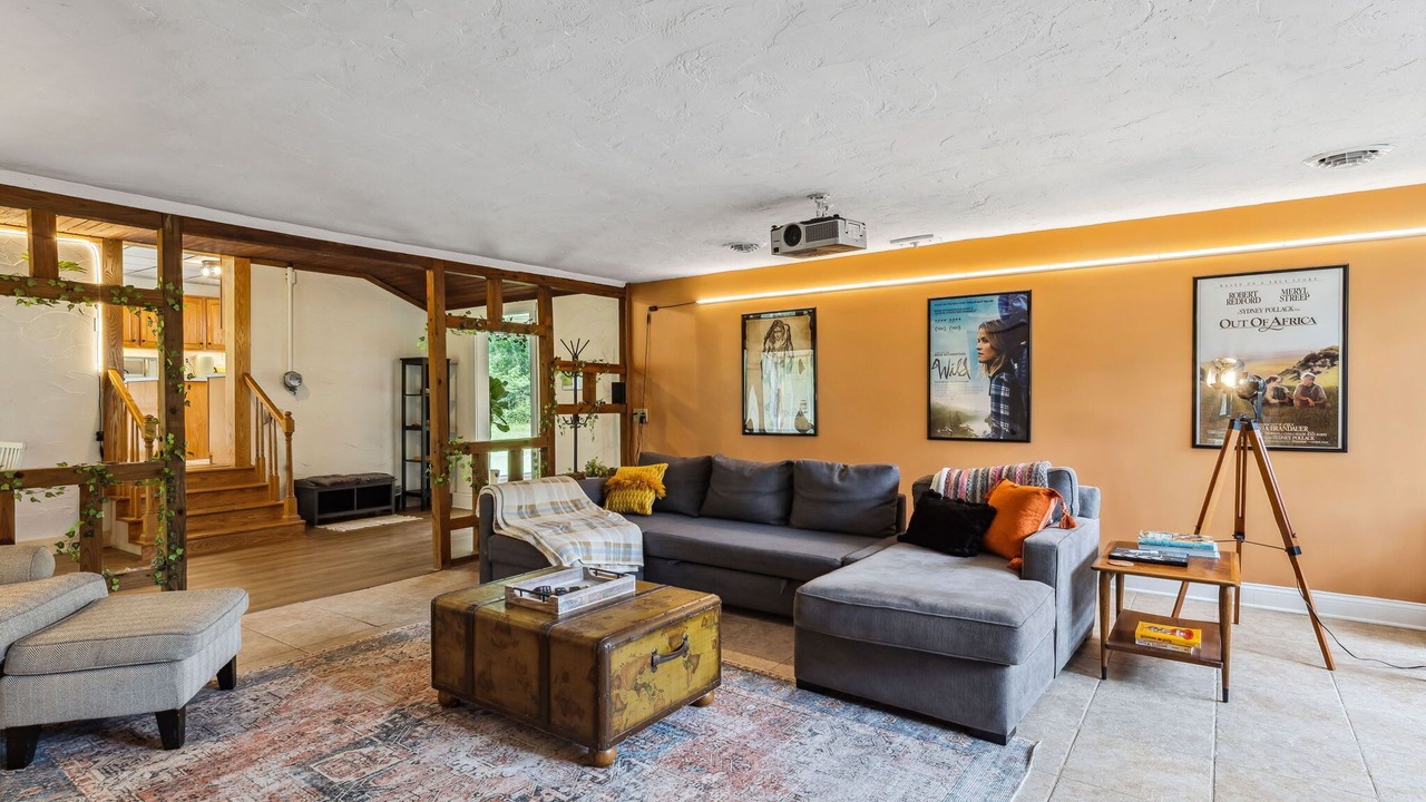 Photo of Livingroom in Valley View