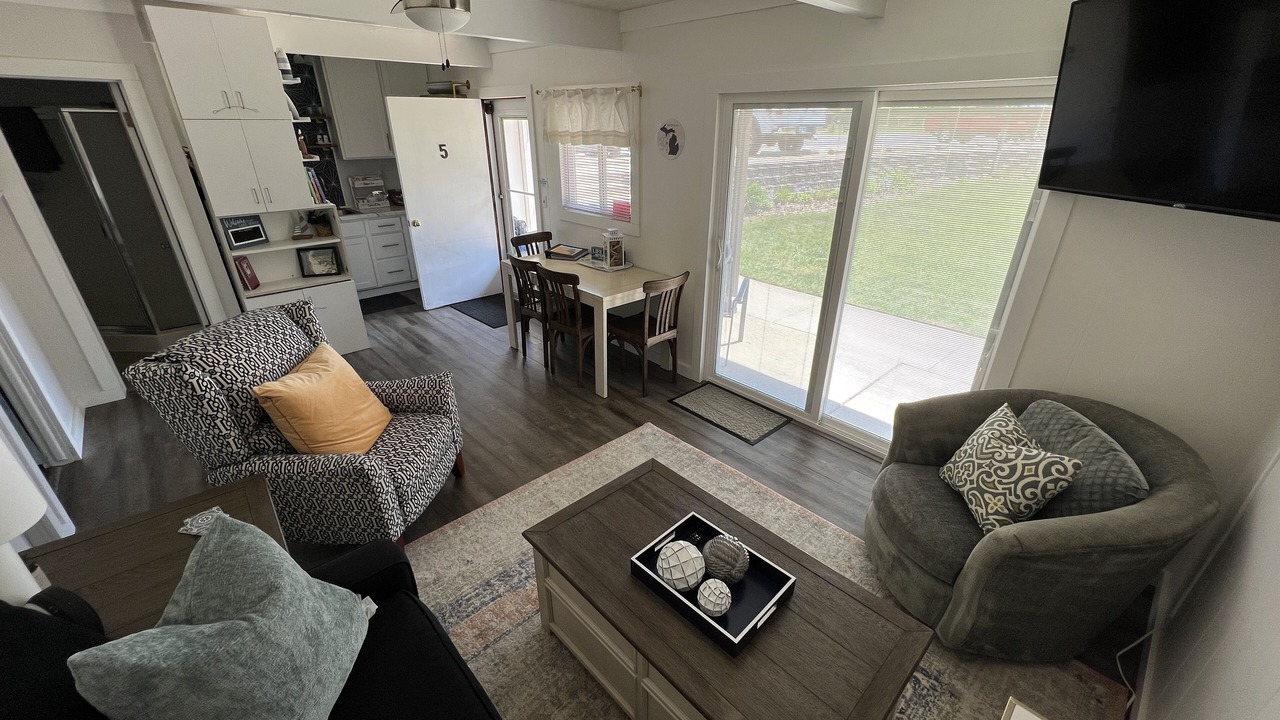 Photo of Livingroom in Silver Lake