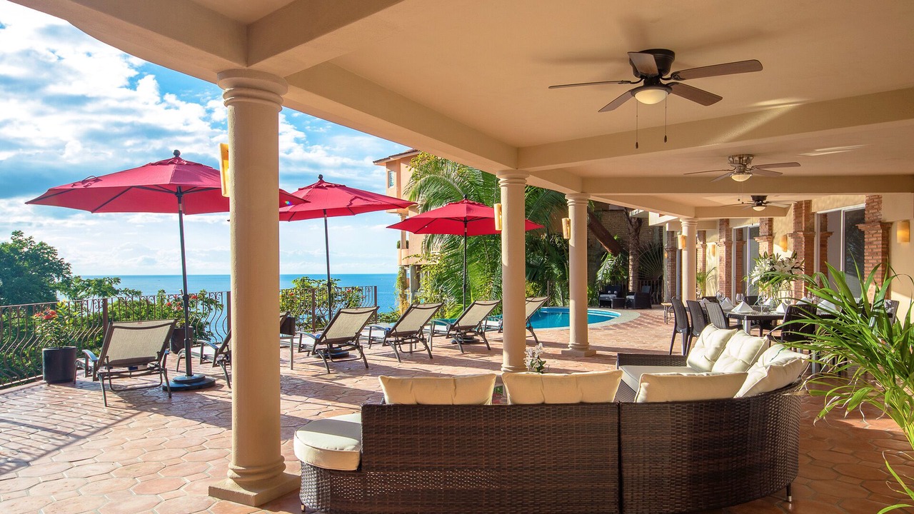 Photo of Patio Balcony in Conchas Chinas