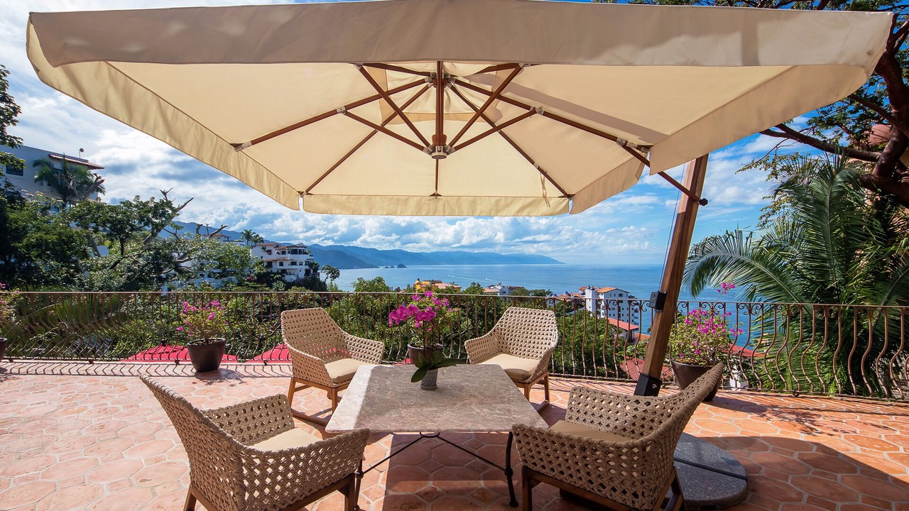 Photo of Patio Balcony in Conchas Chinas