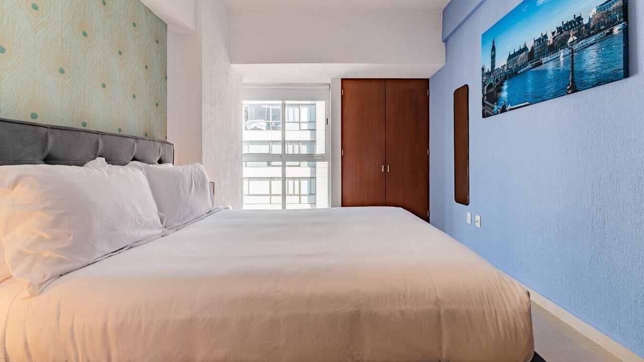 Photo of Bedroom in Anahuac