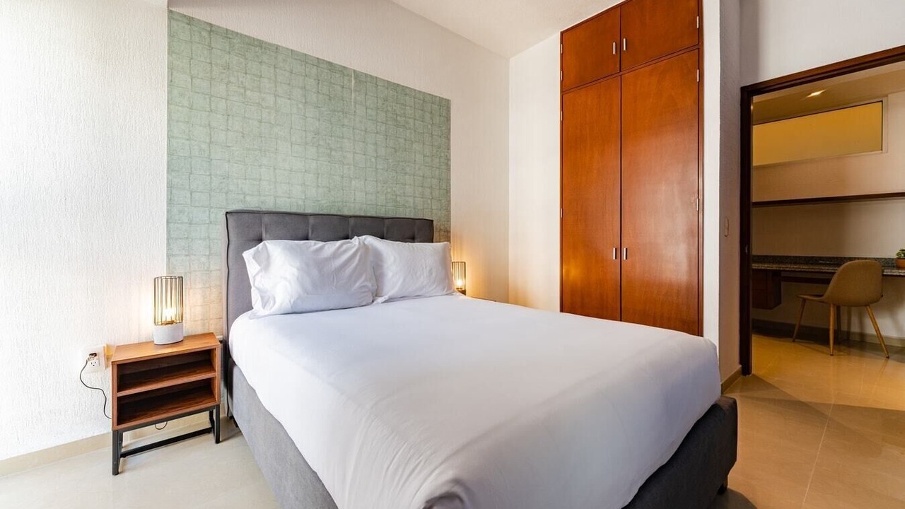 Photo of Bedroom in Anahuac