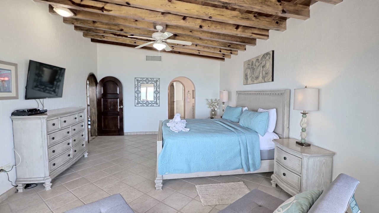 Photo of Bedroom in Penasco