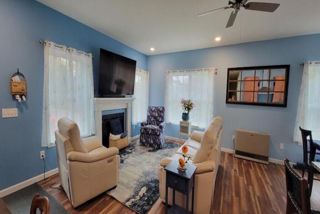 Photo of Livingroom in Boothbay