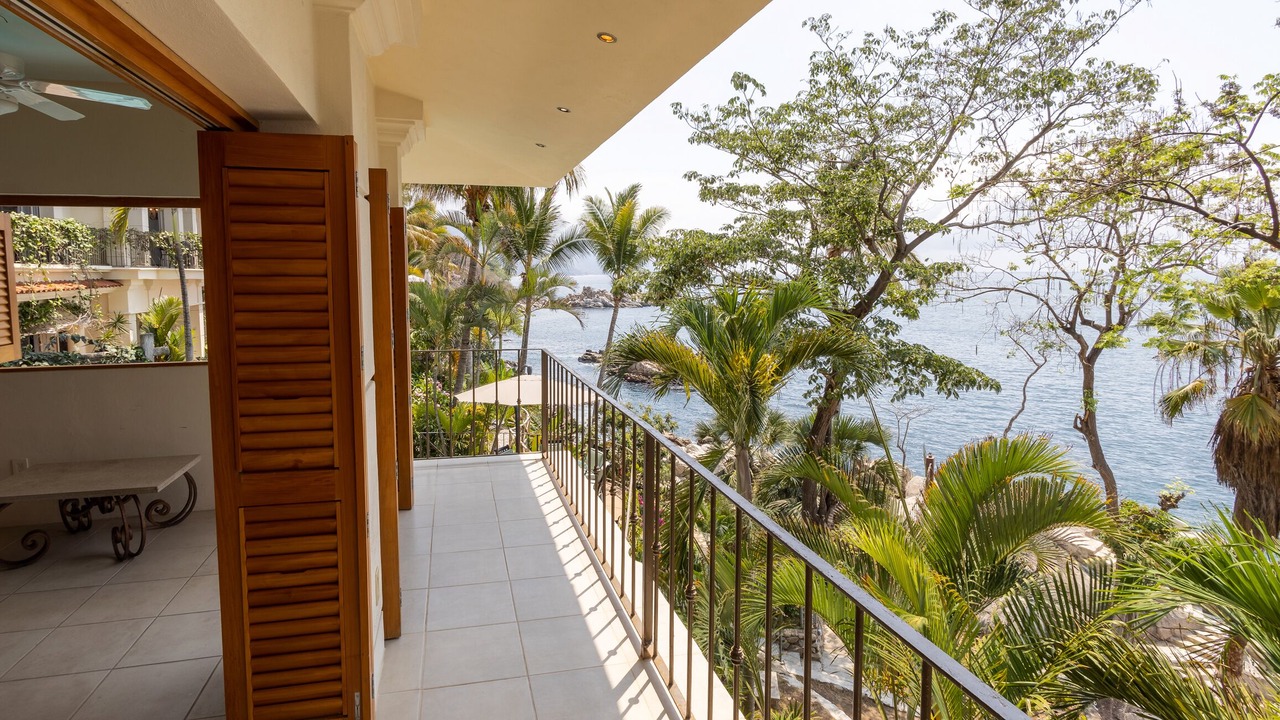 Photo of Patio Balcony in Conchas Chinas