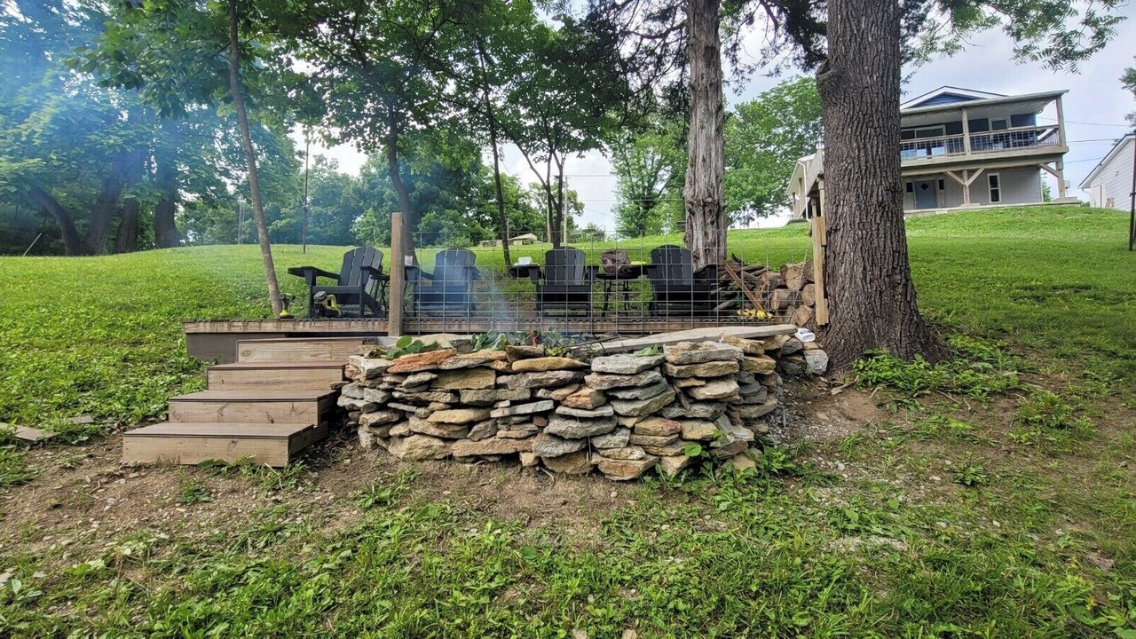 Photo of Outdoor in Crittenden