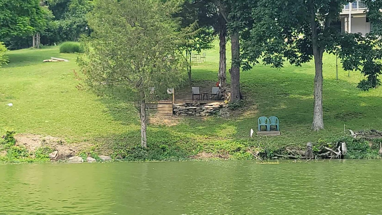 Photo of Others in Crittenden