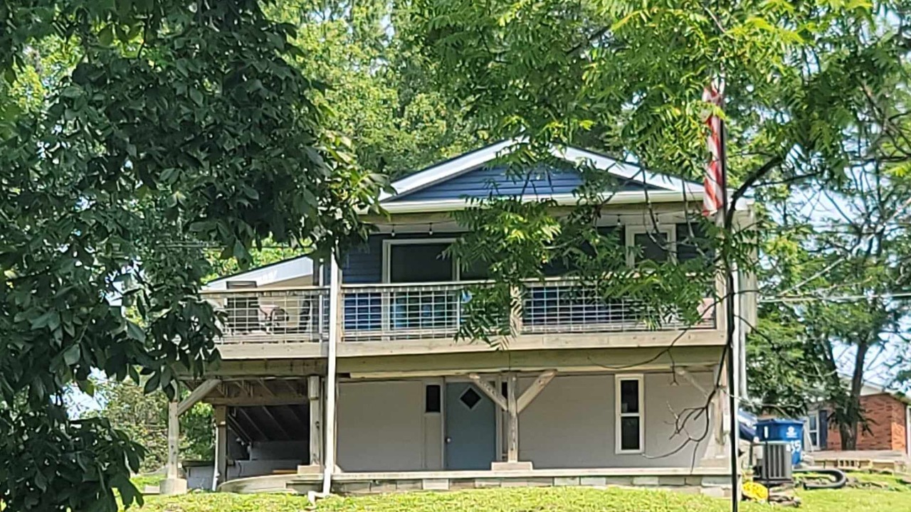 Photo of Outdoor in Crittenden