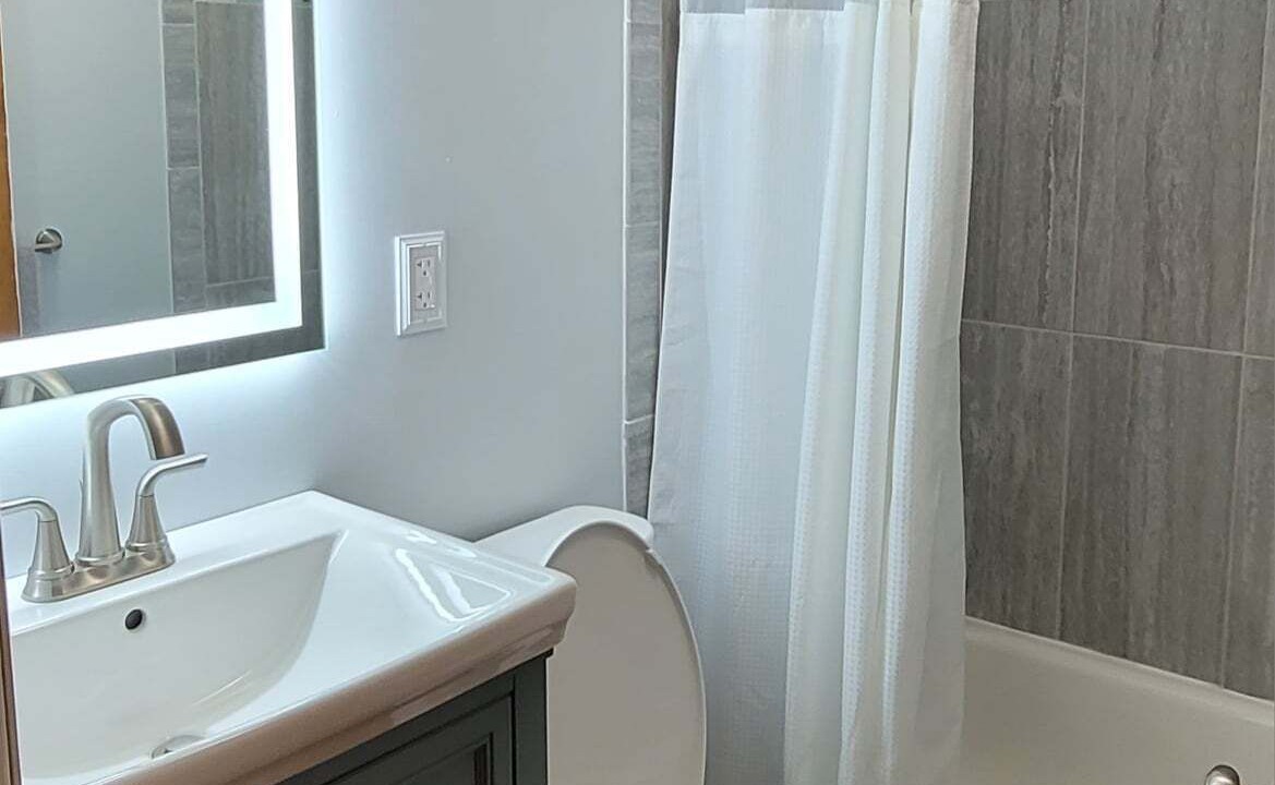 Photo of Bathroom in Crittenden