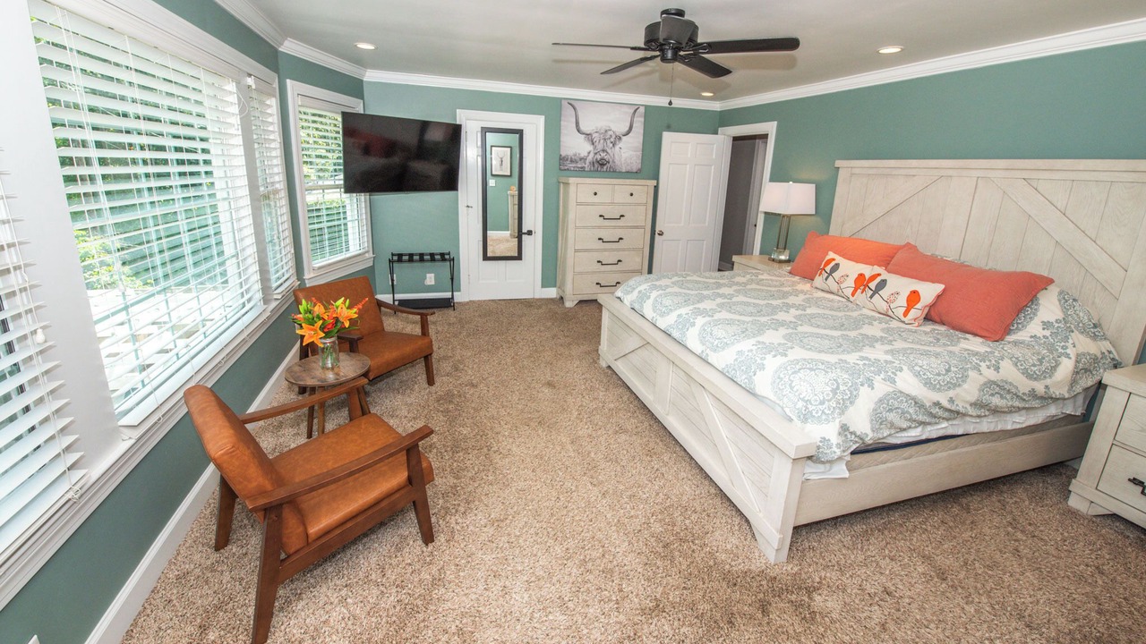 Photo of Bedroom in Brownsboro Zorn