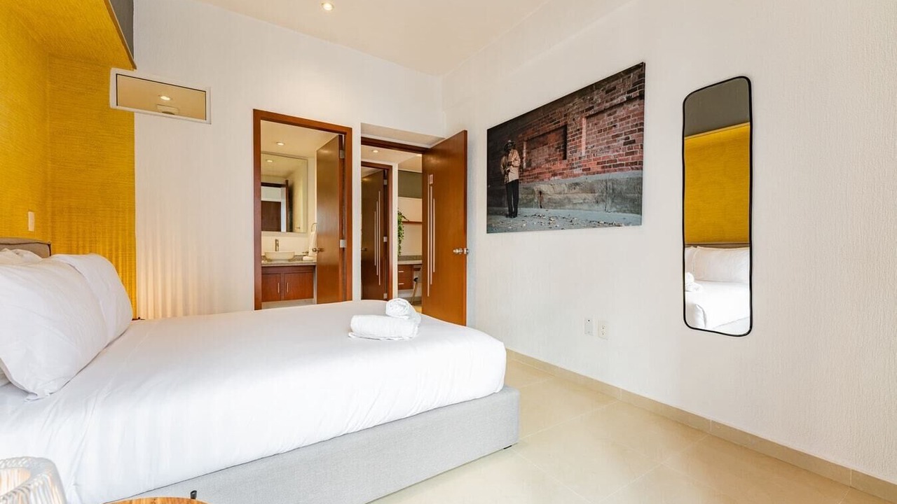 Photo of Bedroom in Anahuac