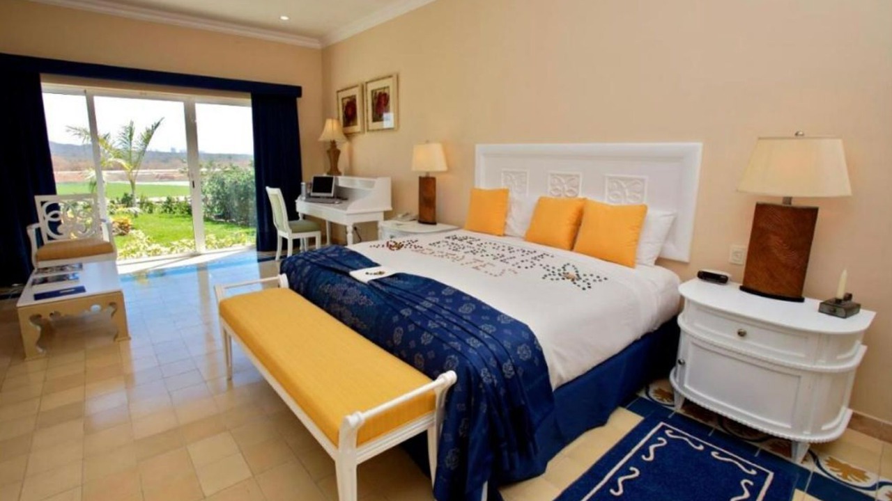 Photo of Bedroom in Cerritos
