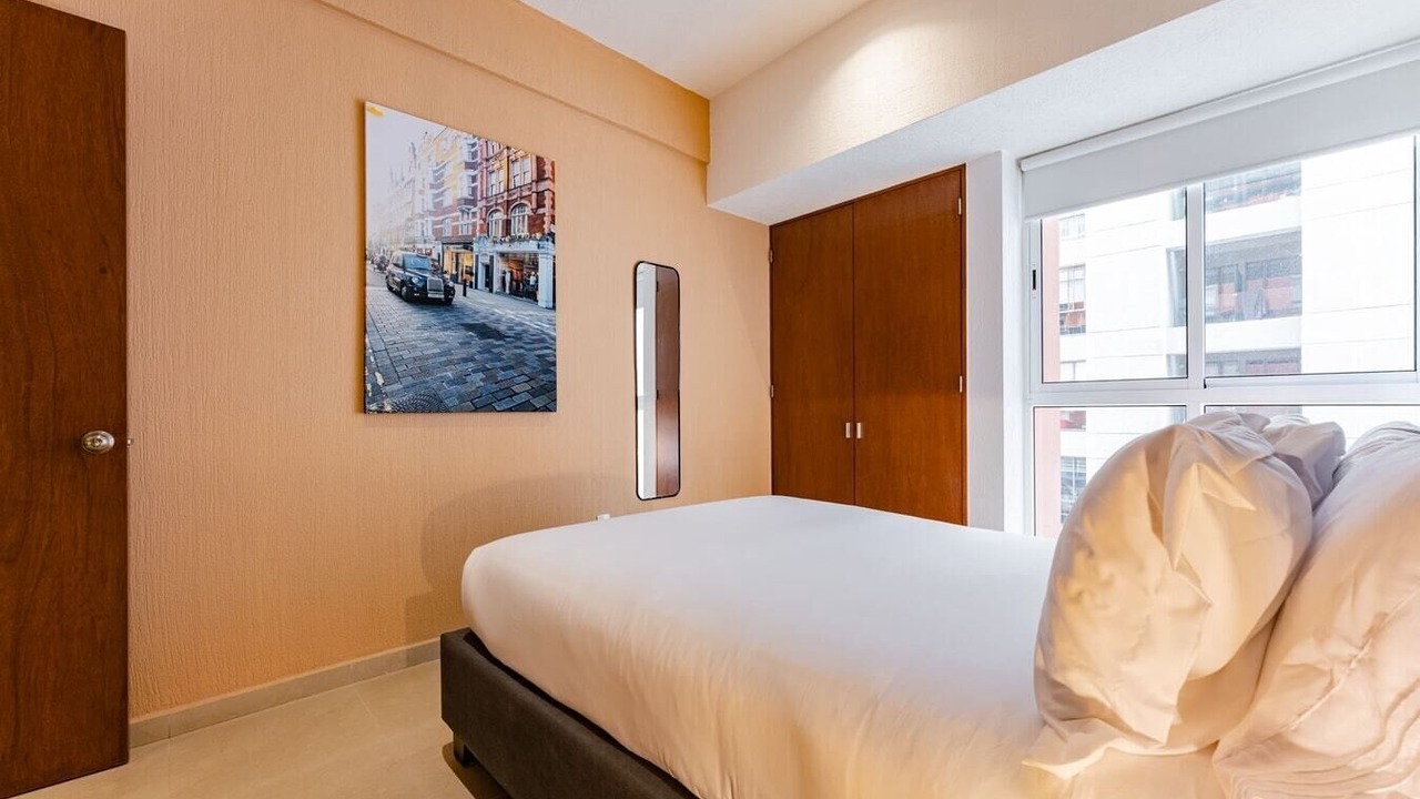 Photo of Bedroom in Anahuac