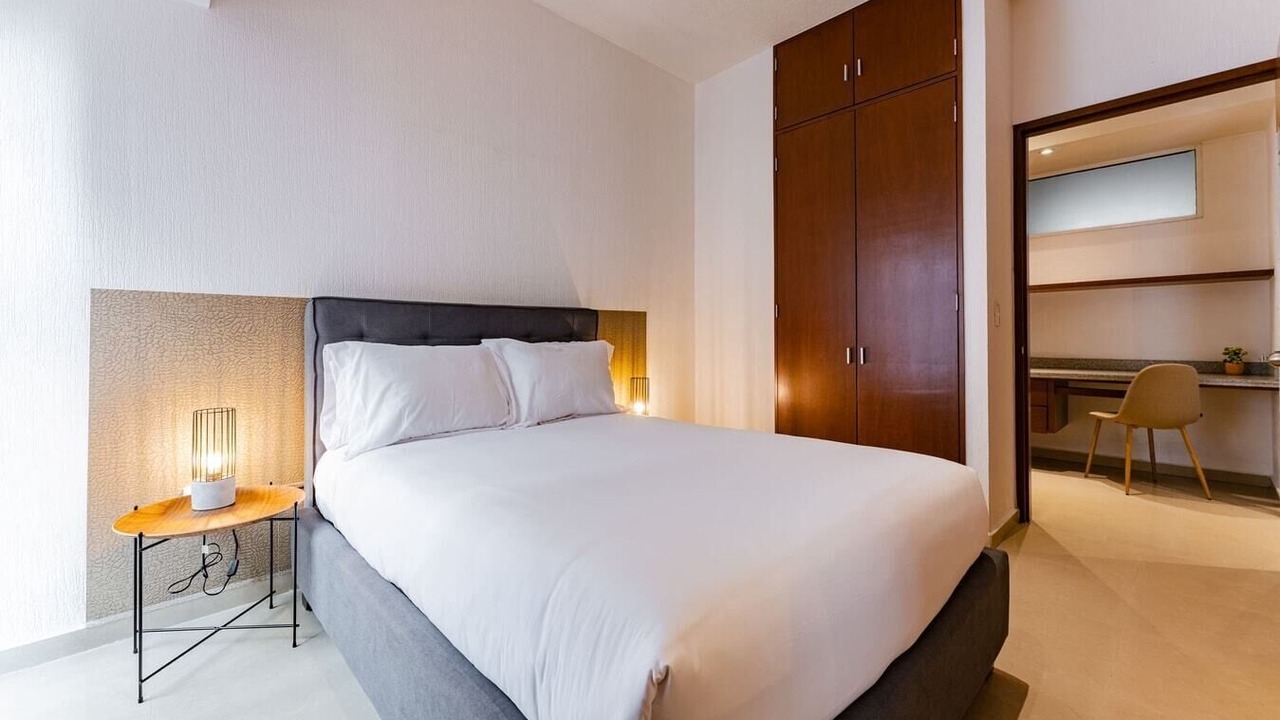 Photo of Bedroom in Anahuac