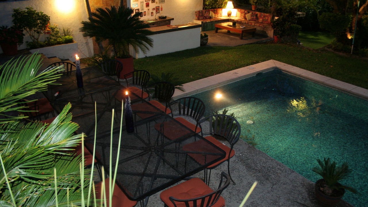 Photo of Outdoor in Burgos Bugambilias