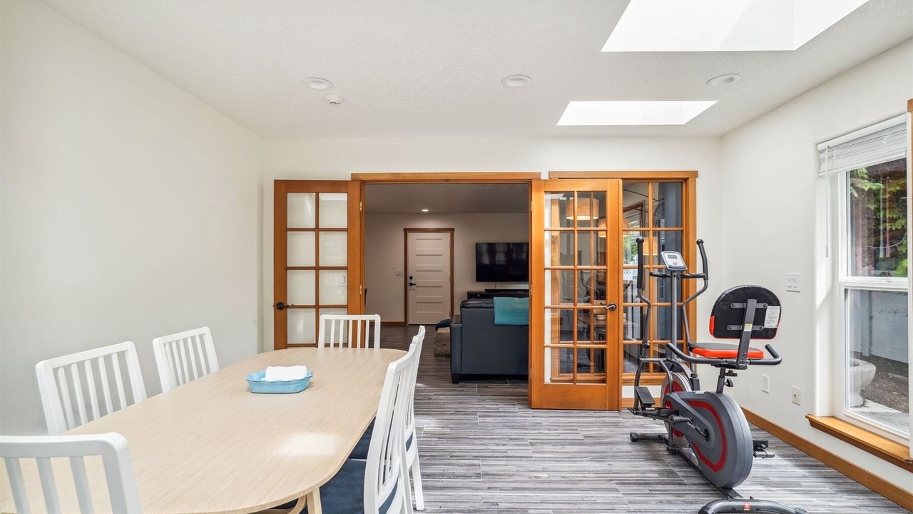 Photo of Bedroom in Cannon Beach