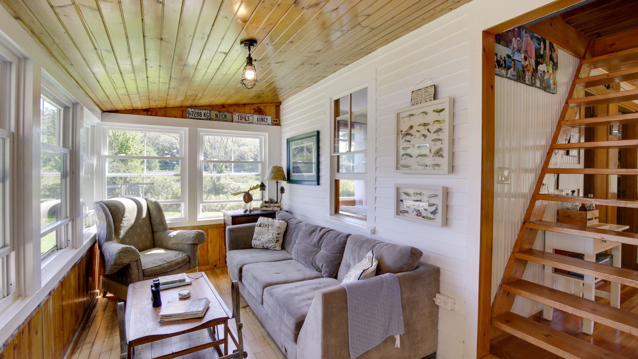 Photo of Livingroom in Nobleboro