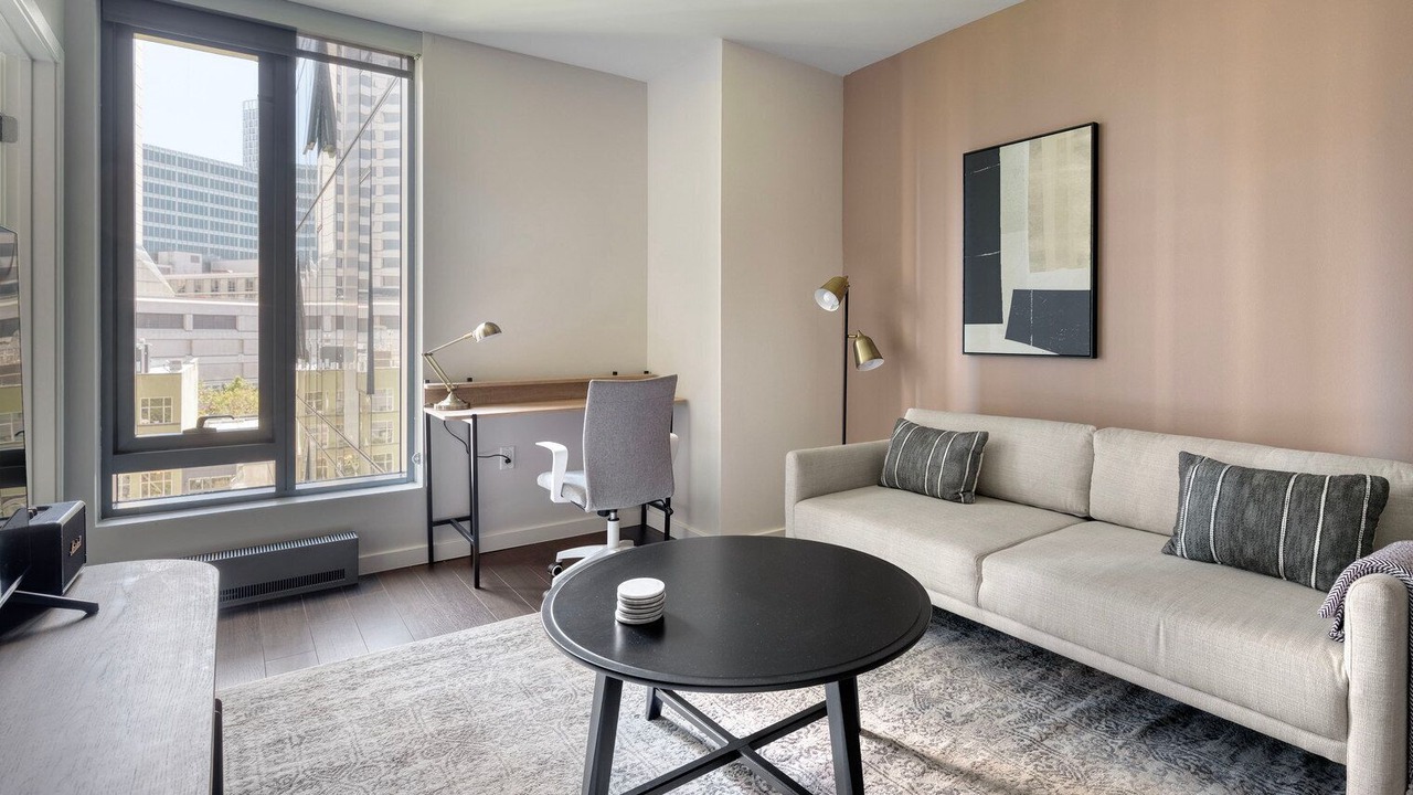 Photo of Livingroom in Downtown San Francisco