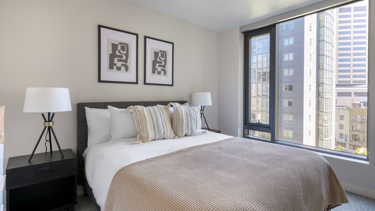 Photo of Bedroom in Downtown San Francisco