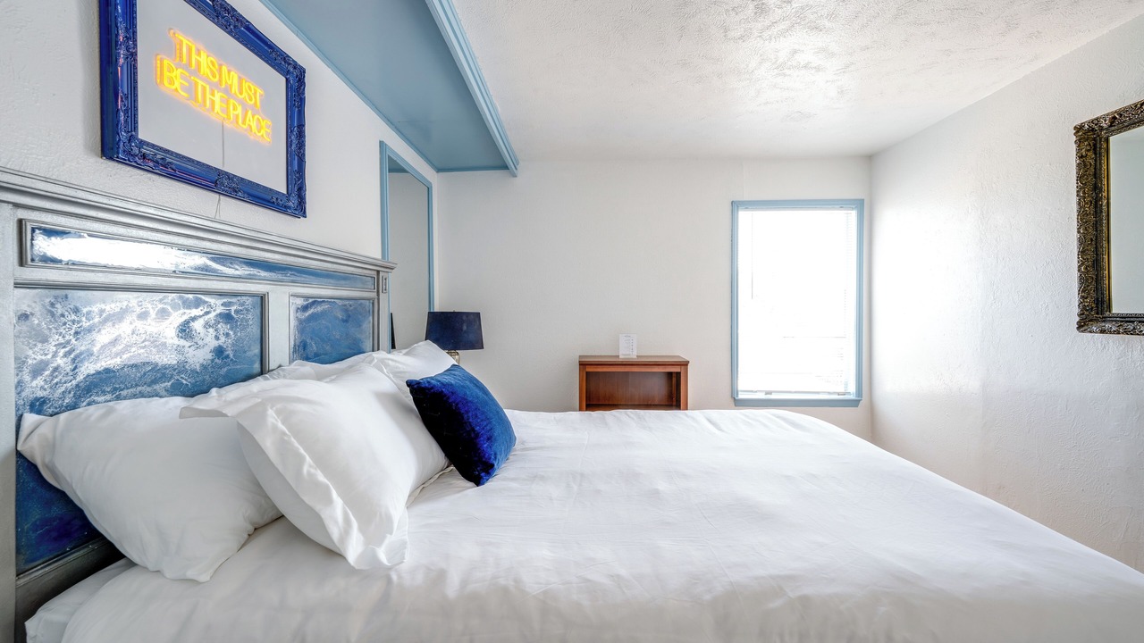 Photo of Bedroom in Knox - Henderson