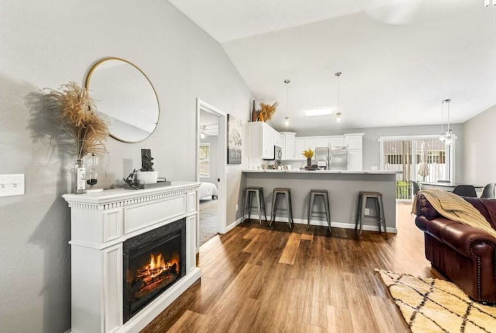 Photo of Livingroom in Goshen