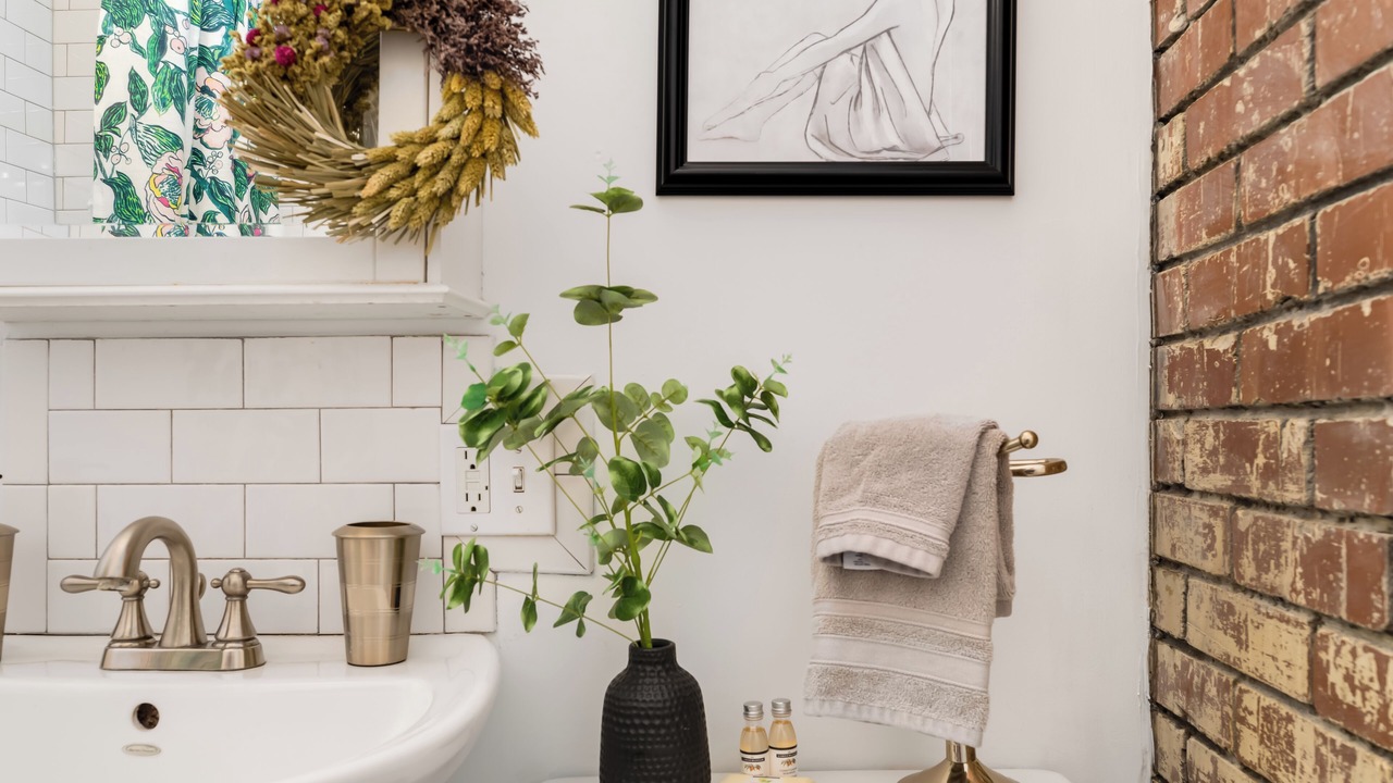 Photo of Bathroom in Hillsboro Village