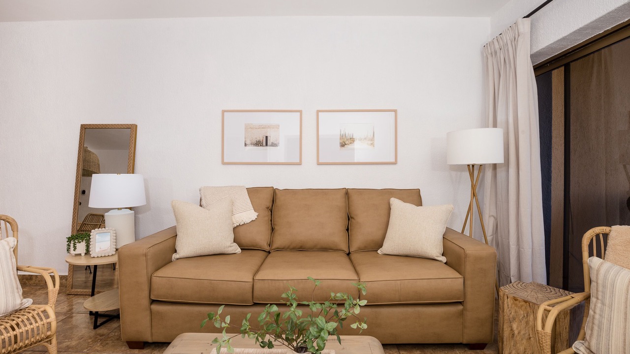 Photo of Livingroom in Sandy Beach