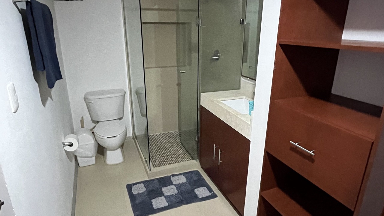 Photo of Bathroom in Miramar