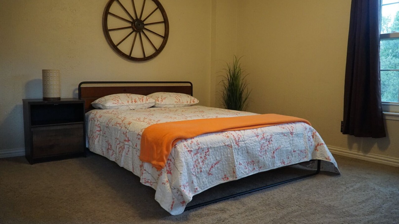 Photo of Bedroom in Valley Ranch