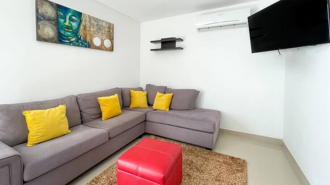 Photo of Livingroom in Cerritos