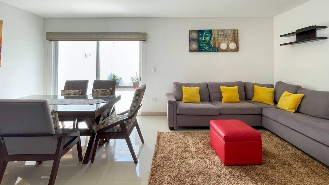 Photo of Livingroom in Cerritos