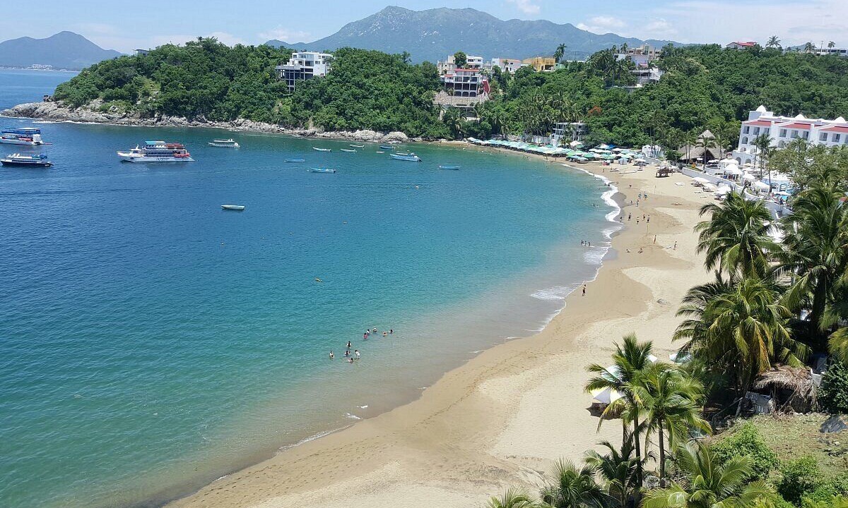 Photo of Others in Peninsulas de Santiago