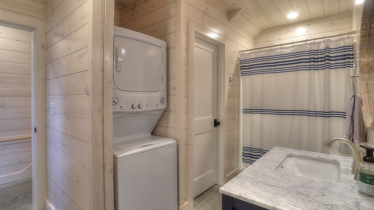 Photo of Bathroom in Sandy River