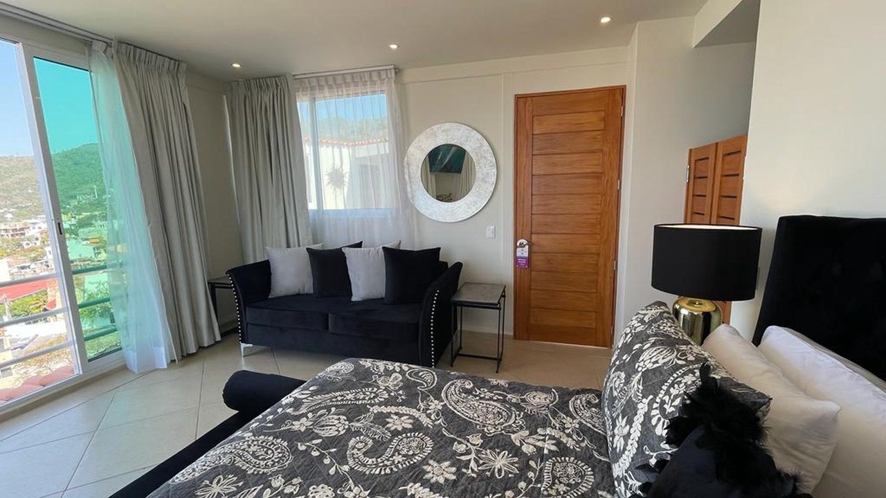 Photo of Livingroom in Romantic Zone