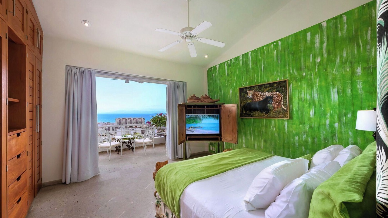 Photo of Bedroom in Romantic Zone