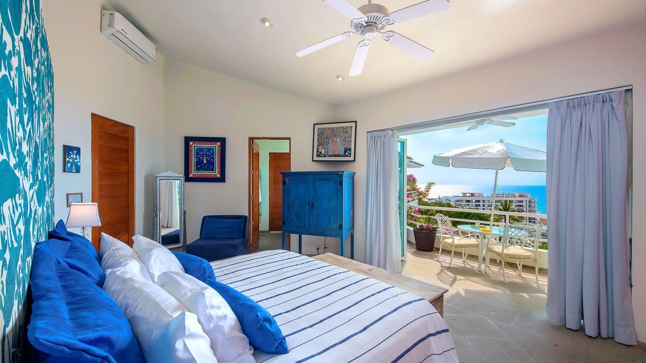 Photo of Bedroom in Romantic Zone