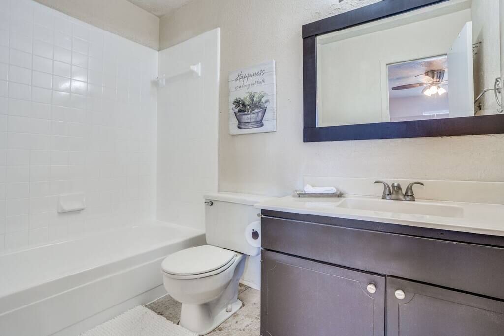 Photo of Bathroom in Grand Prairie