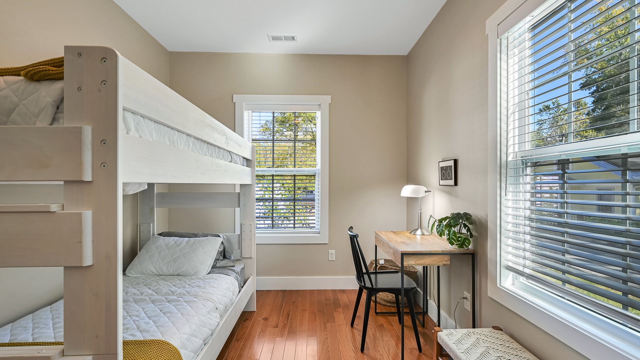 Photo of Bedroom in Hendersonville