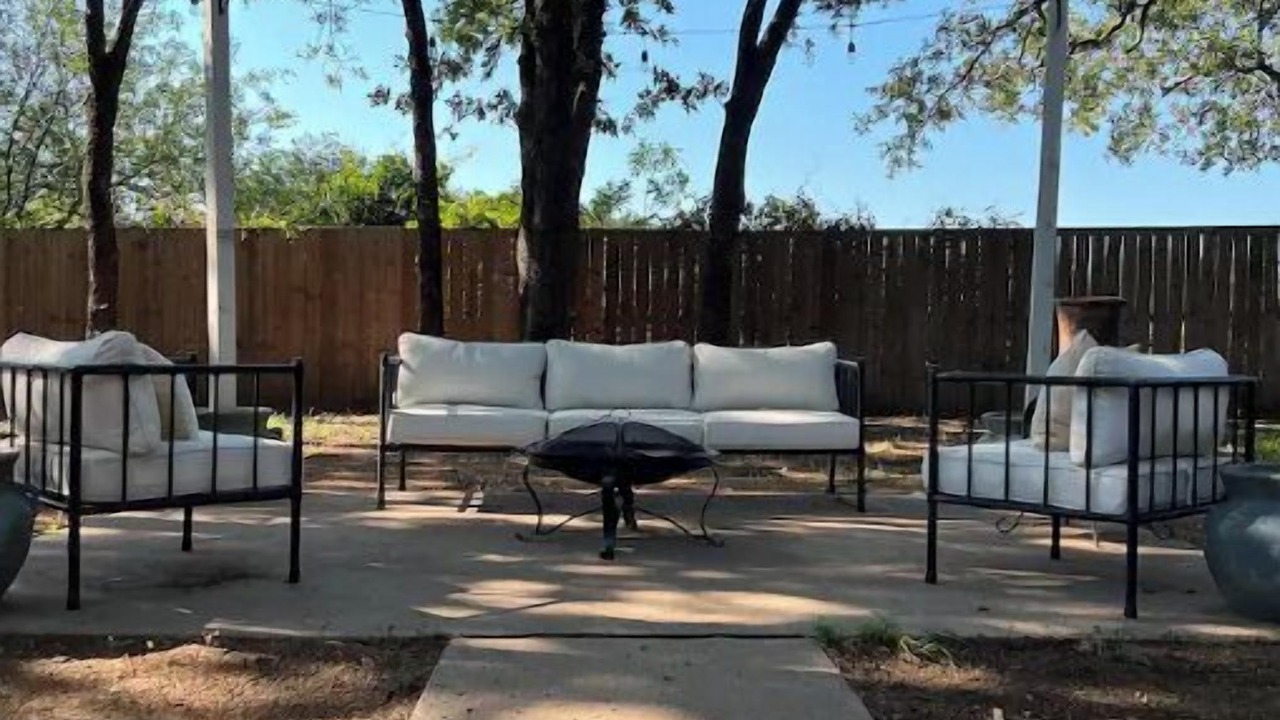 Photo of Patio Balcony in North Arlington