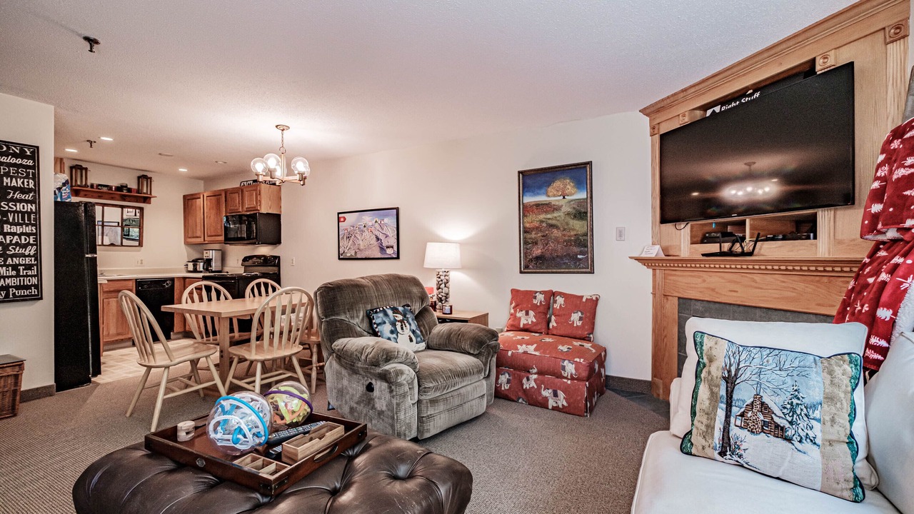 Photo of Livingroom in Sunday River Area
