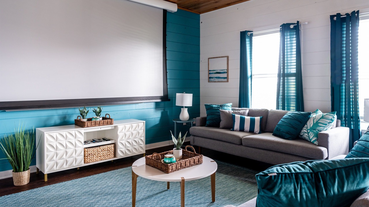 Photo of Bedroom in Crystal Beach