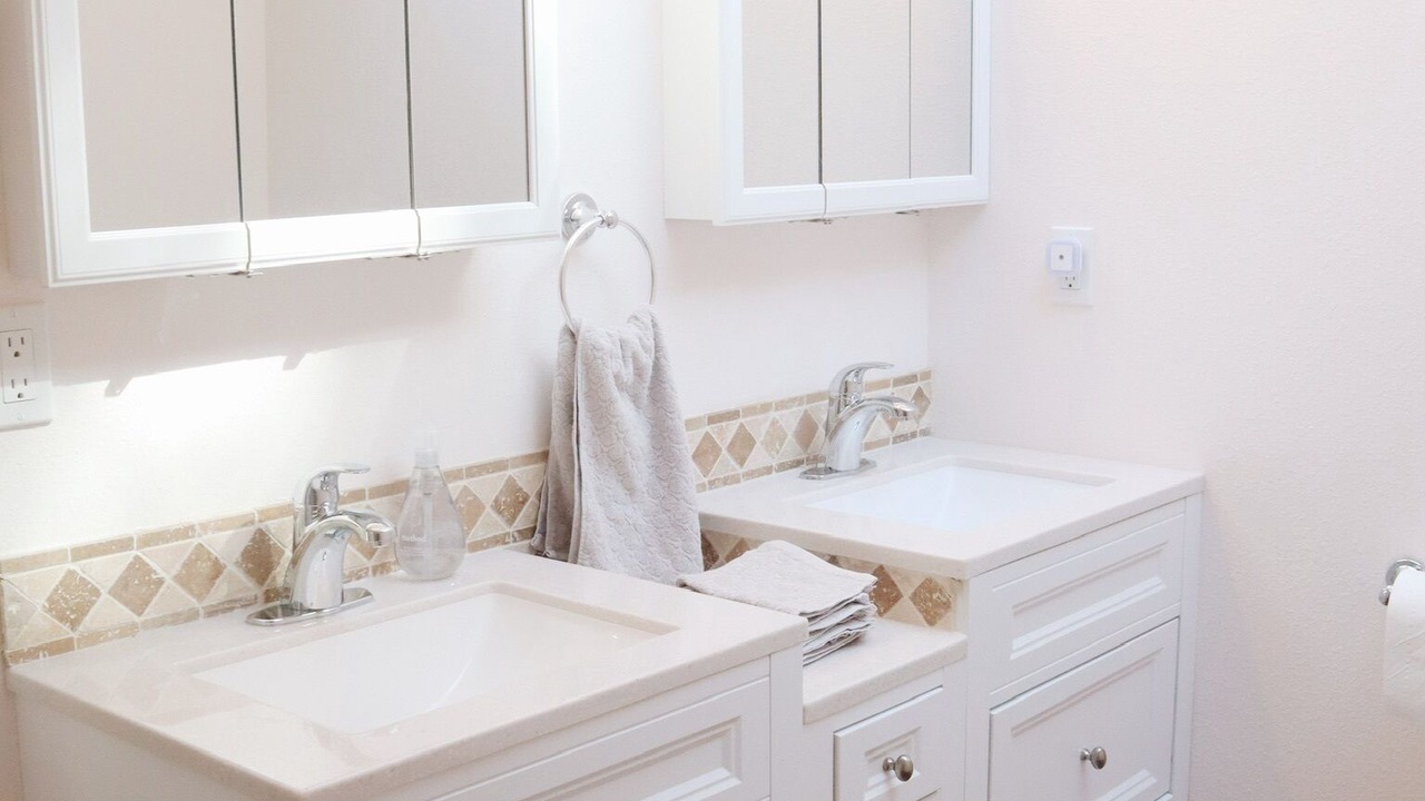 Photo of Bathroom in Lincoln Beach